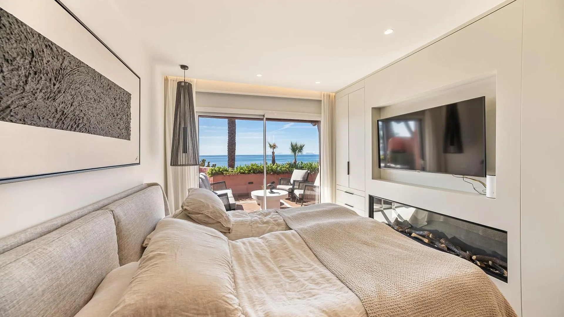 Cabo Bermejo Luxe - Luxury 3 Bedroom Sea Front Apartment Эстепона